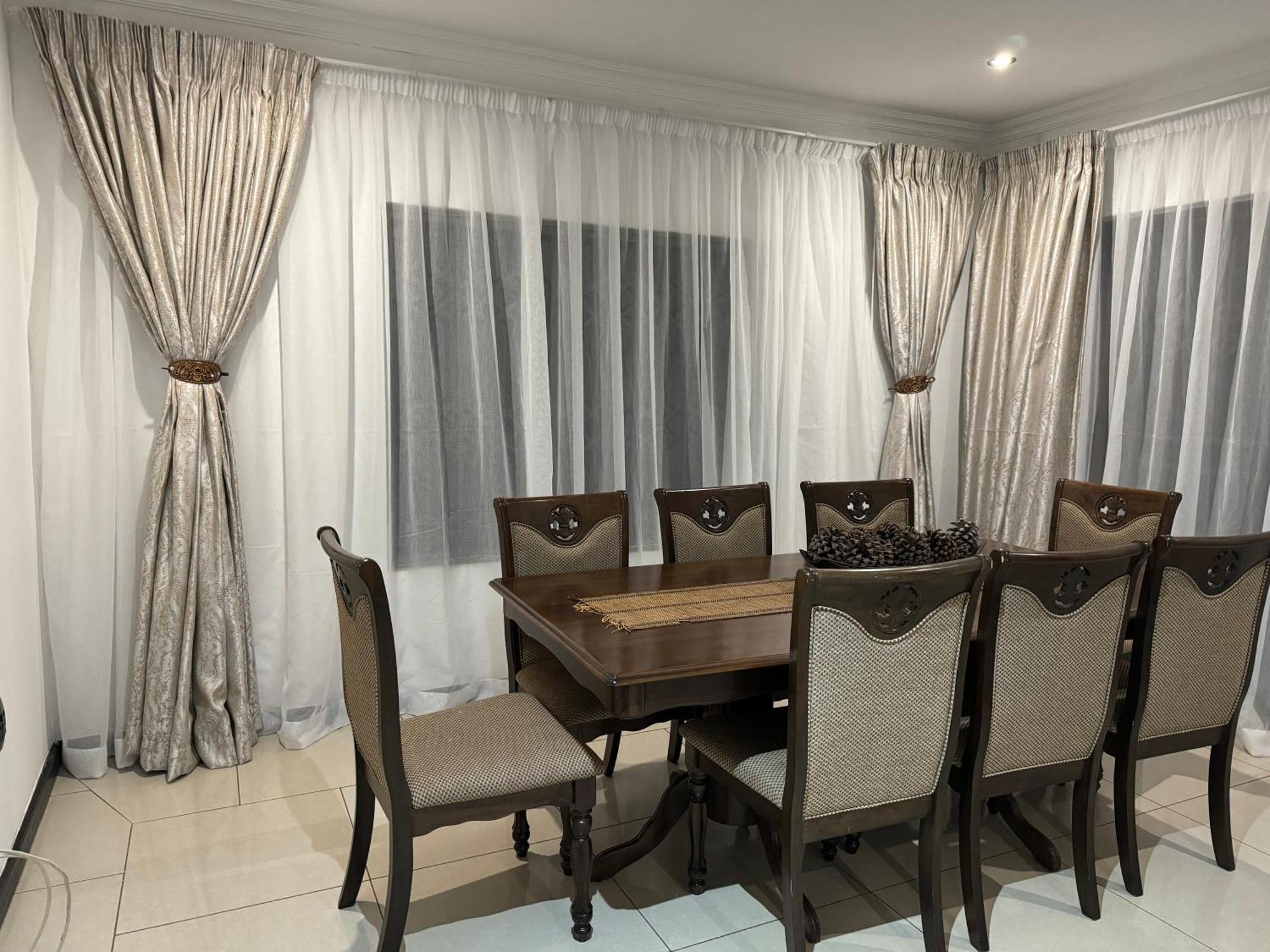 Homelyvest *